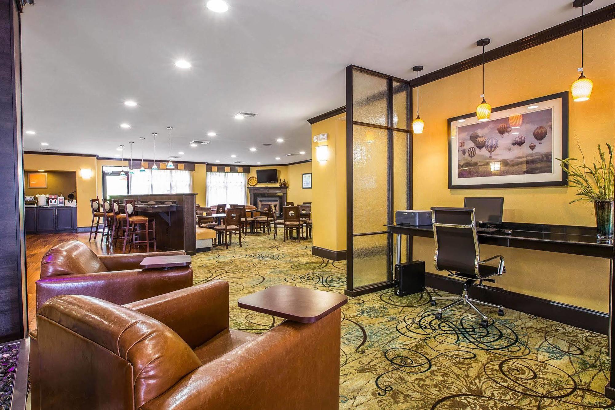 Comfort Suites Simpsonville - Greenville Exteriör bild